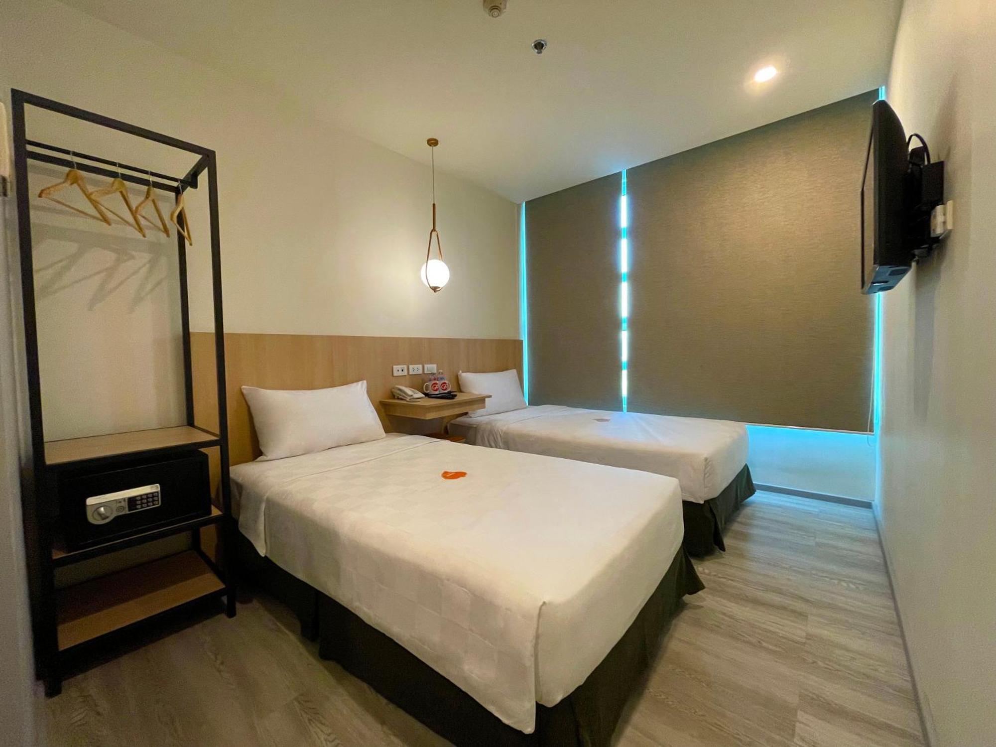 Go Hotels Plus Mandaluyong Eksteriør bilde