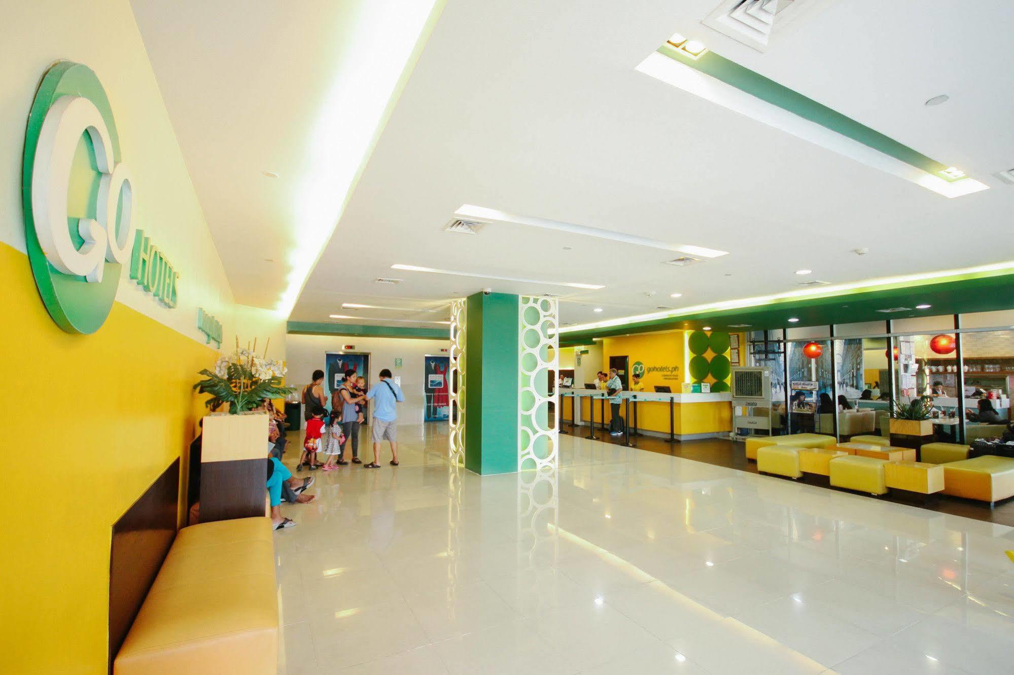 Go Hotels Plus Mandaluyong Eksteriør bilde