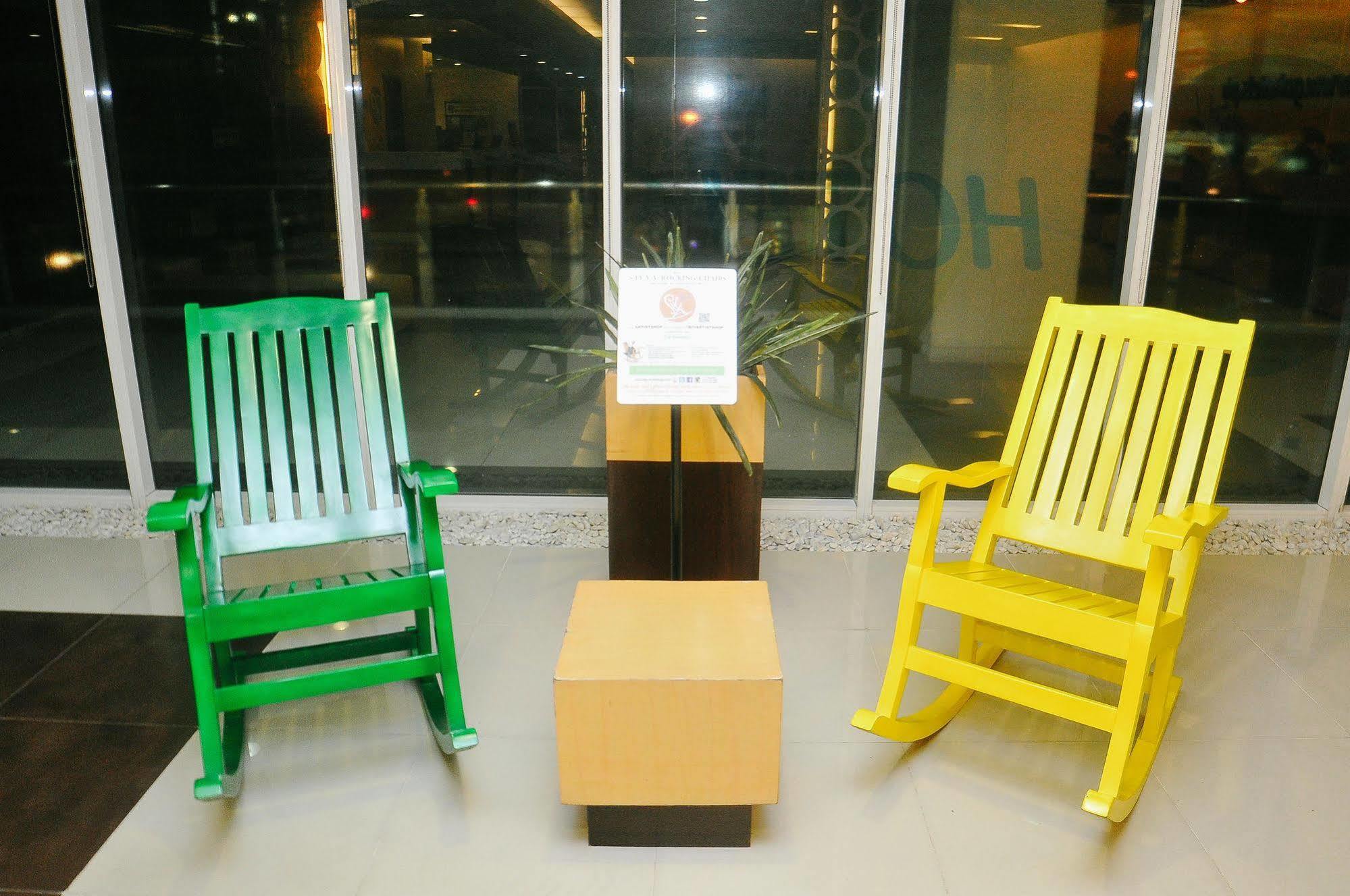 Go Hotels Plus Mandaluyong Eksteriør bilde